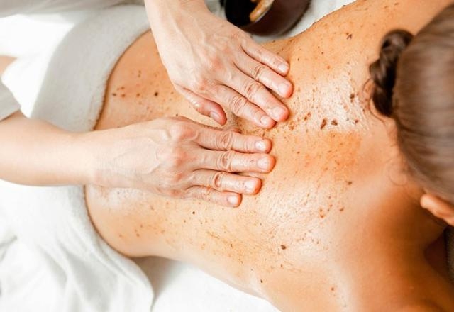 Dịch Vụ Tẩy Tế Bào Chết Toàn Thân